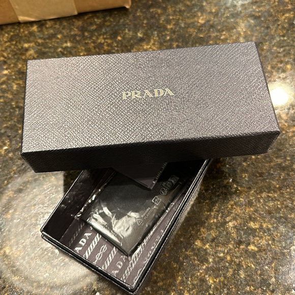 Prada sunglasses box case - Picture 3 of 6